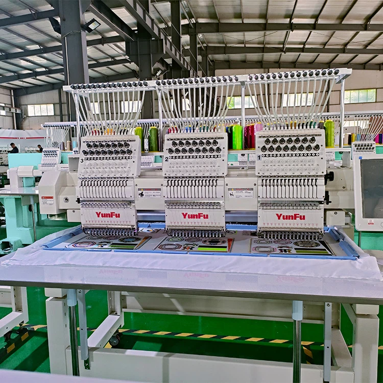 Mașină de brodat computerizată cu 3 capete pentru uz industrial
